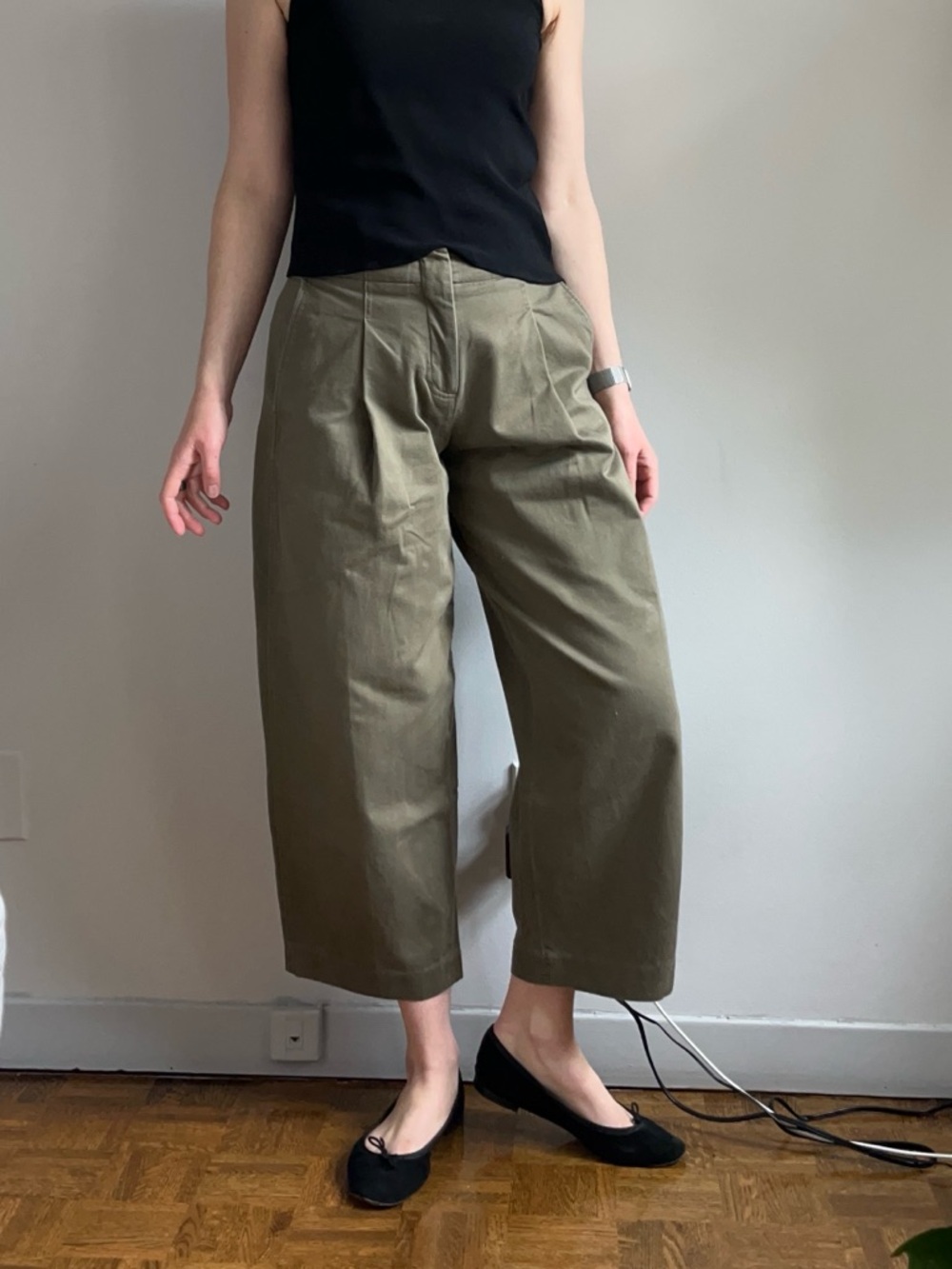 COS Barrel Leg Cropped Cotton Twill Pants, Size 4
